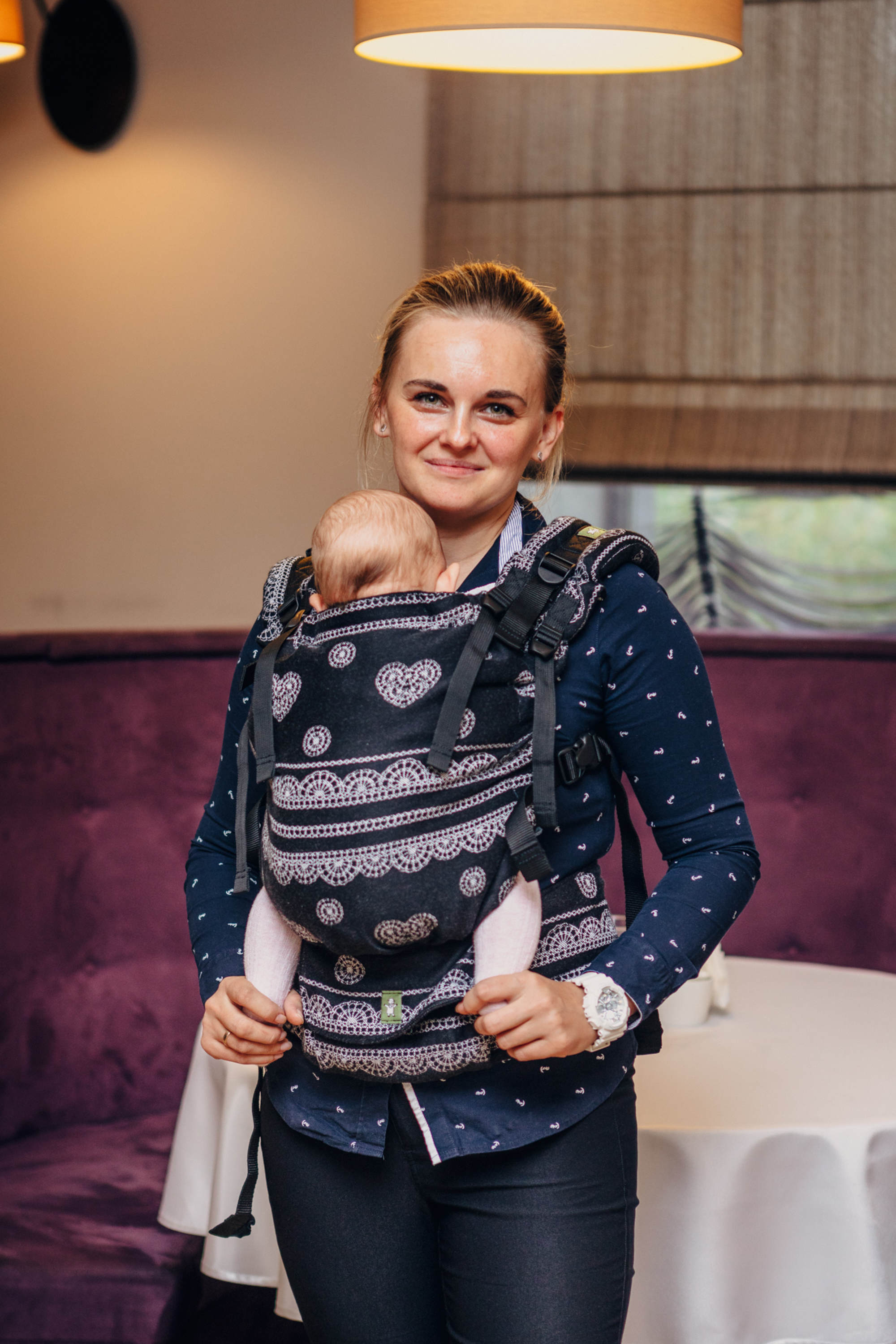 LennyUp Carrier – Glamorous Lace