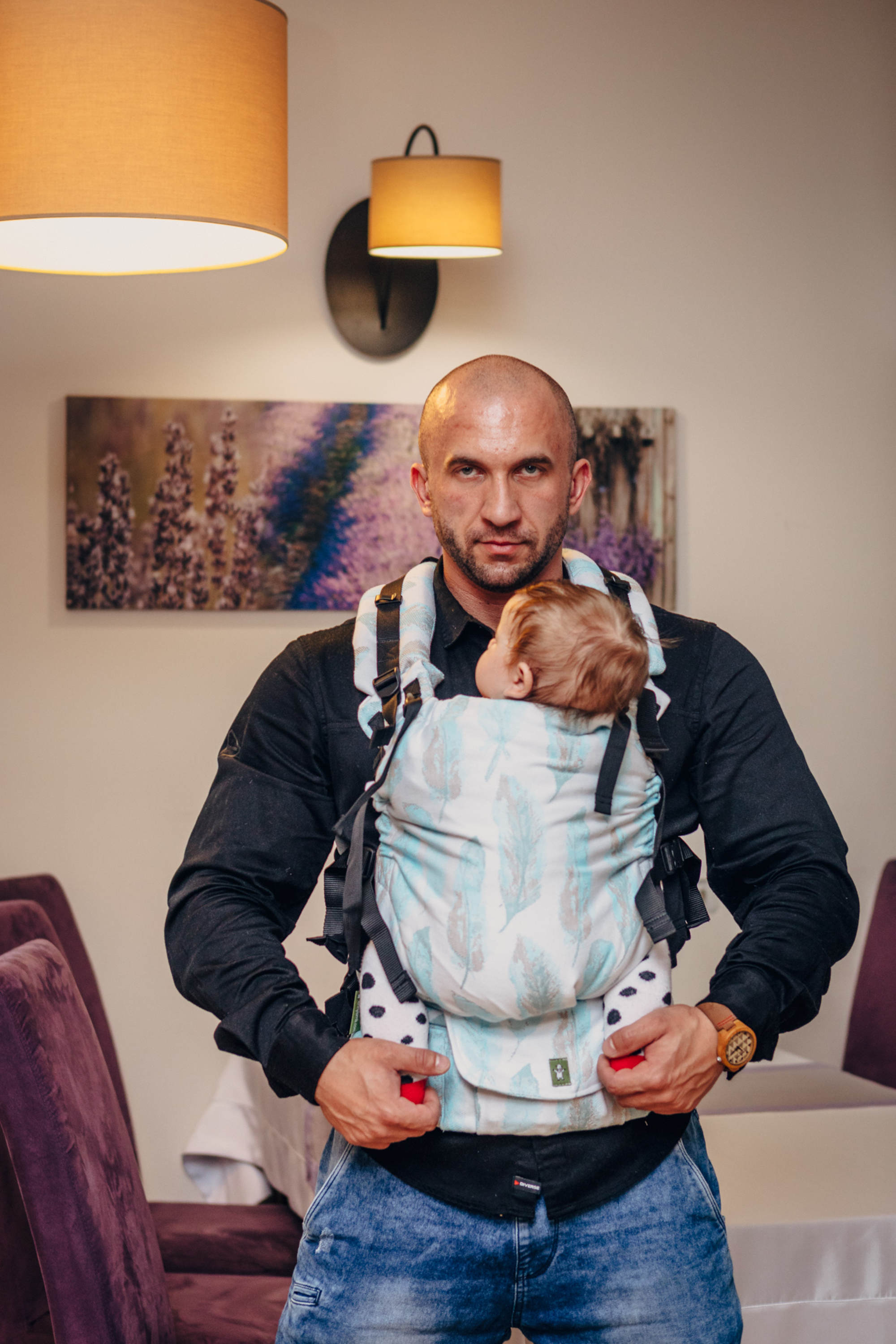 LennyUp Carrier – Painted Feathers White & Turquoise