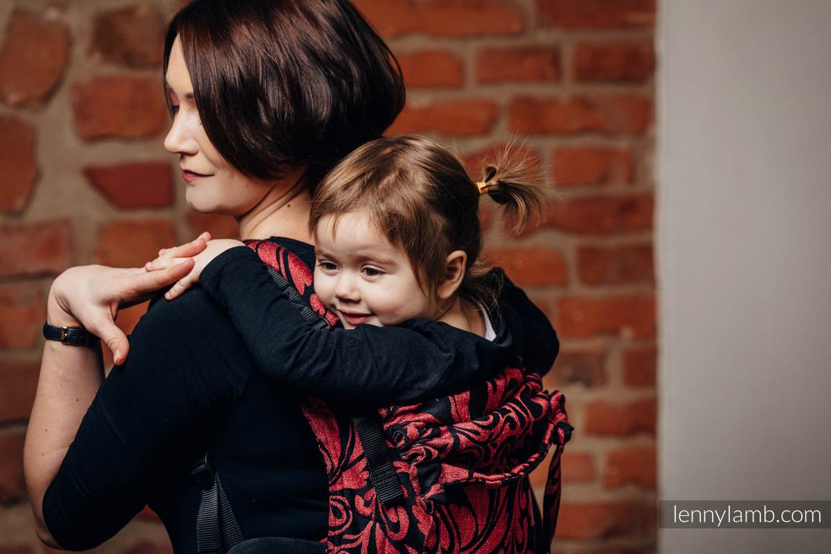 Lenny Lamb Buckle Onbuhimo – Toddler – Twisted Leaves Pinch of Chilli