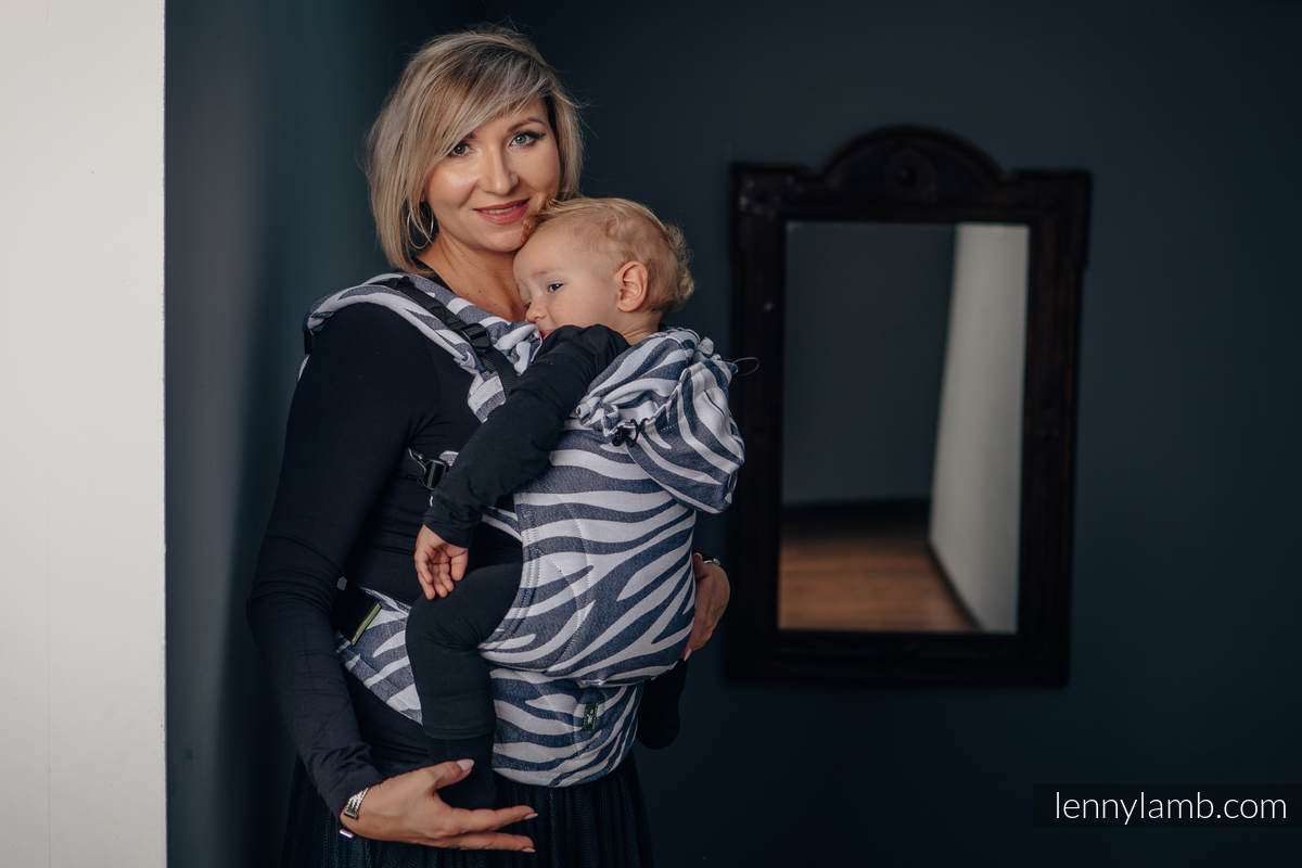 Lenny Lamb – Baby – Zebra Graphite & White