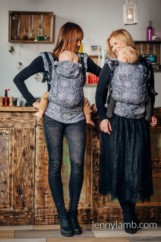 Lenny Lamb – Baby – Wild Wine Grey & White