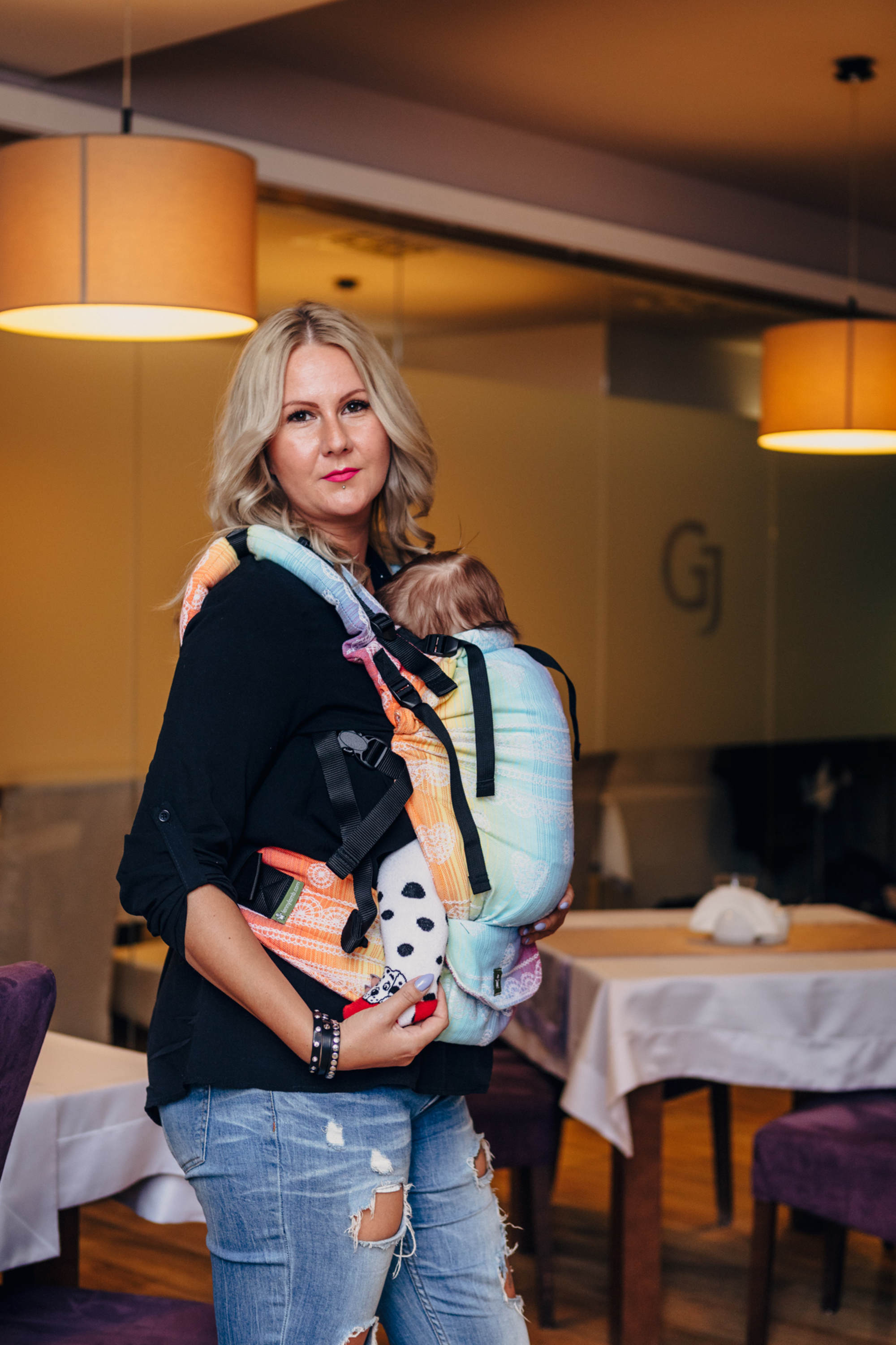 LennyUp Carrier – Rainbow Lace