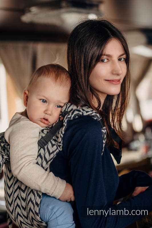 Luxury Lenny Lamb Buckle Onbuhimo – Chain Of Love