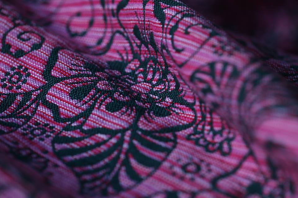 Yaro Ringsjal – Ava Contra Black Pink Random Wool