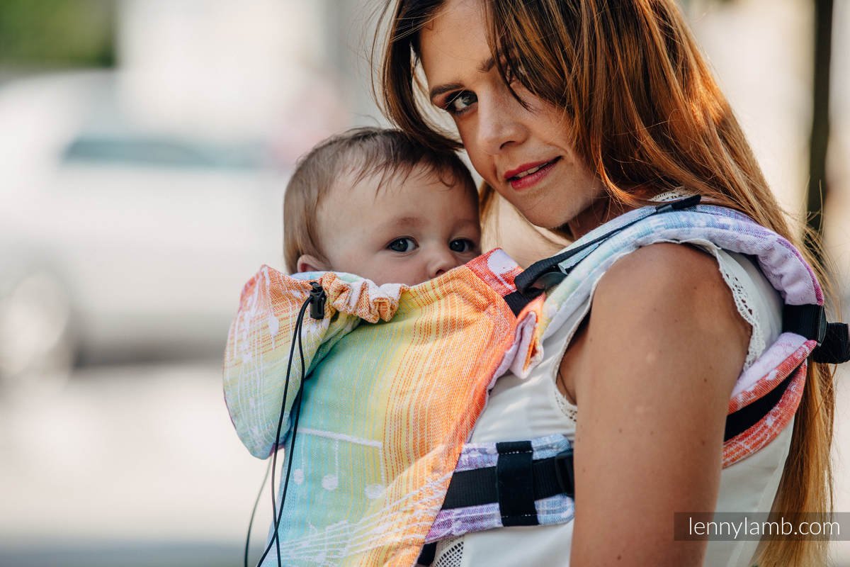 Lenny Lamb – Toddler – Symphony Rainbow Light