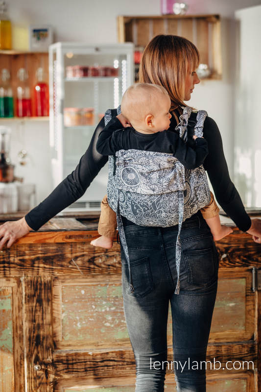 Lenny Lamb Buckle Onbuhimo – Wild Wine Grey & White