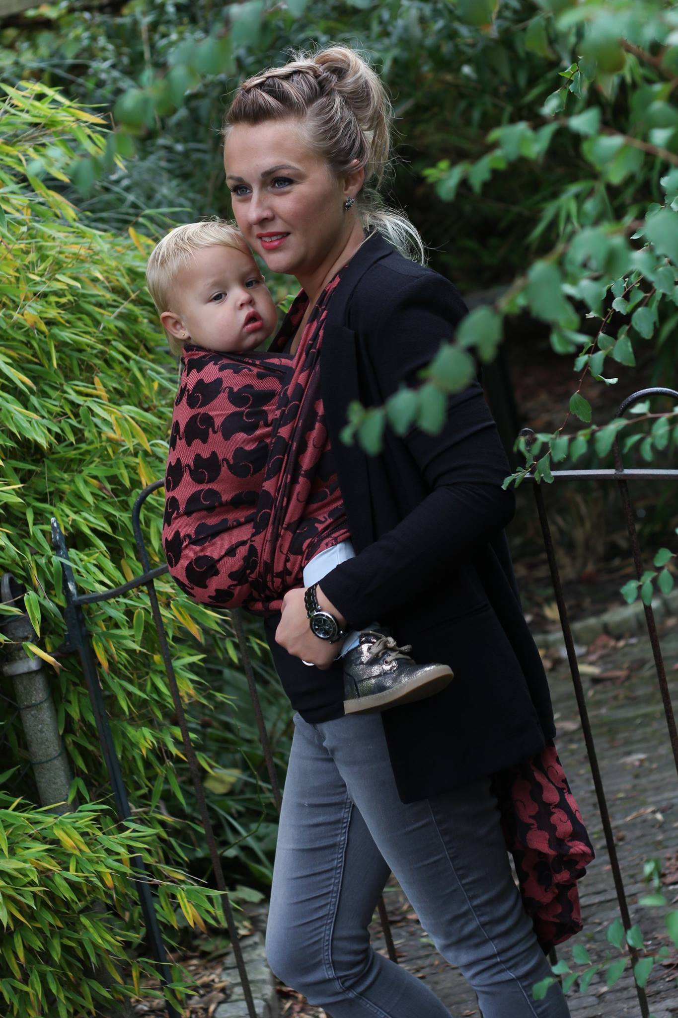 Yaro Elephants Black Corail Repreve Tencel