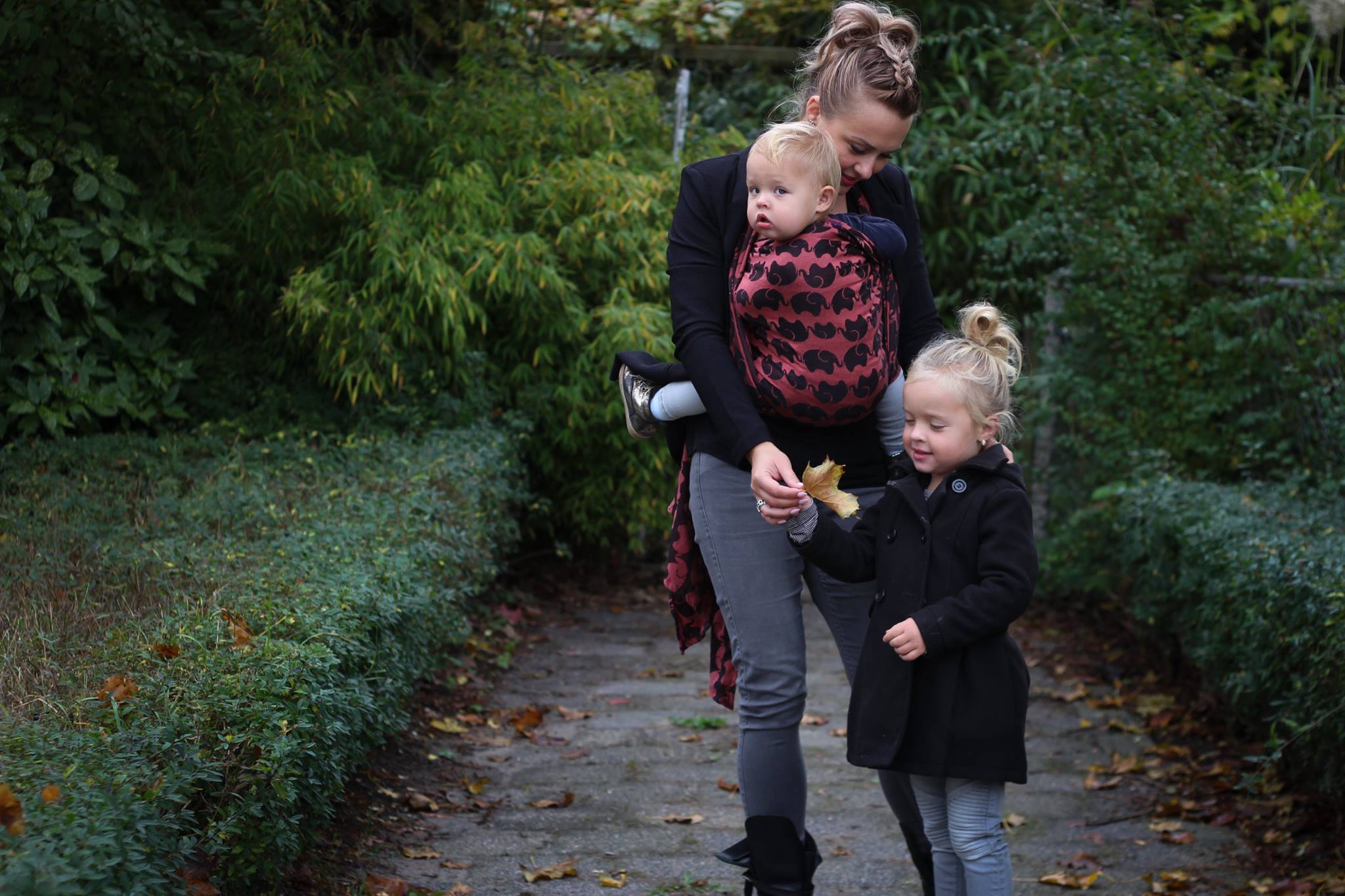 Yaro Elephants Black Corail Repreve Tencel