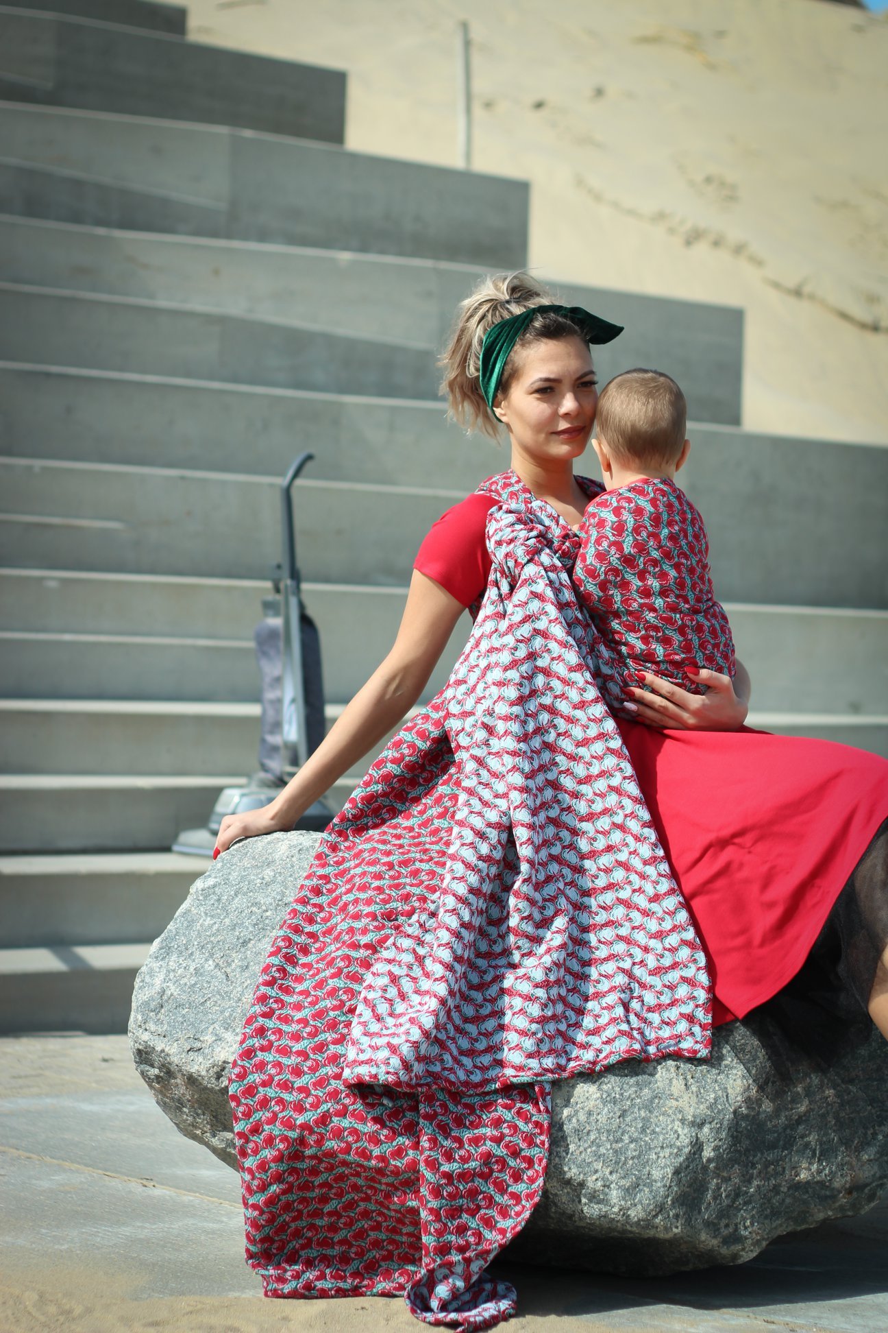 Yaro Ringsjal – Cherries Ultra Red Green