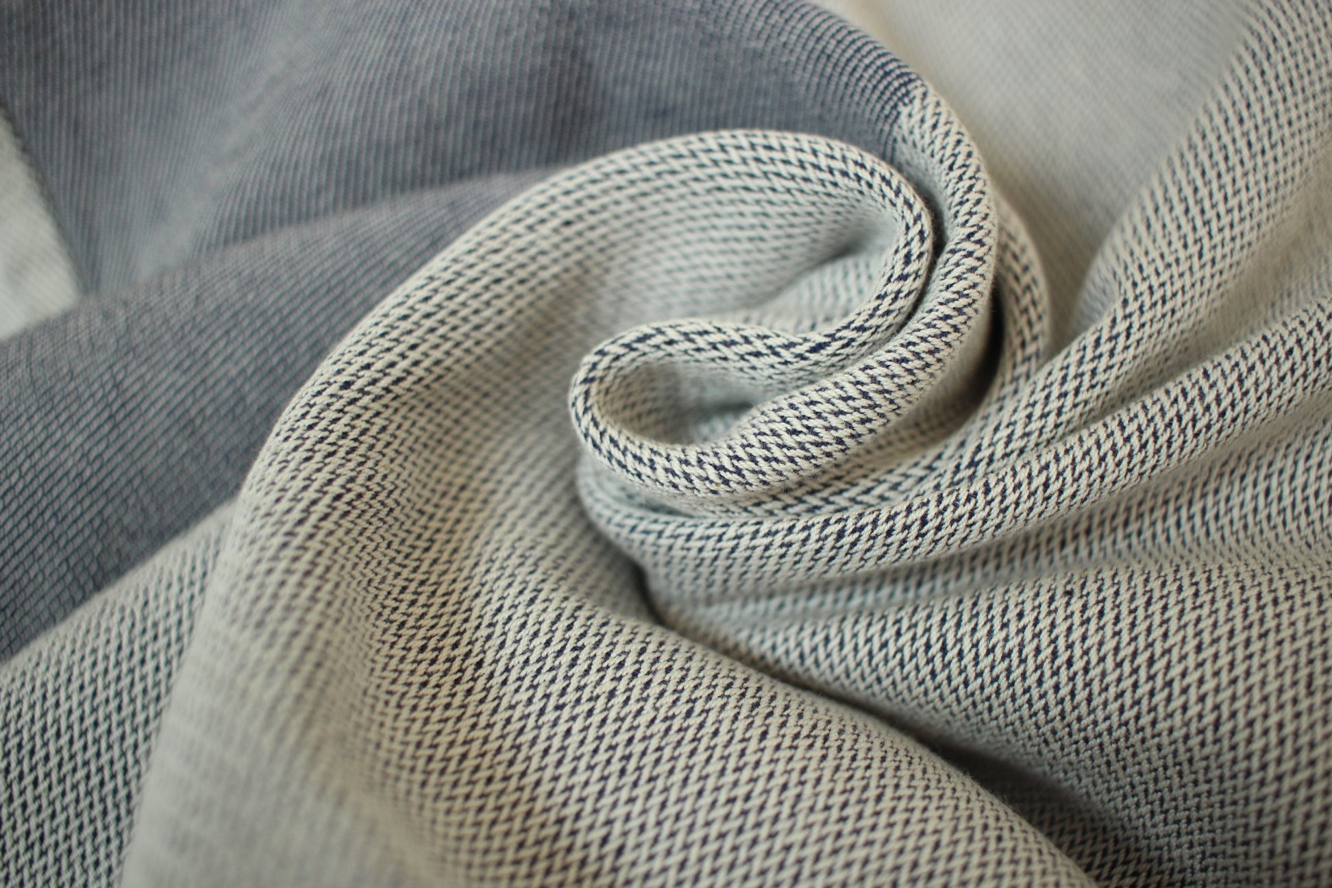 33992713_2072335999448114_8489715099265662976_o