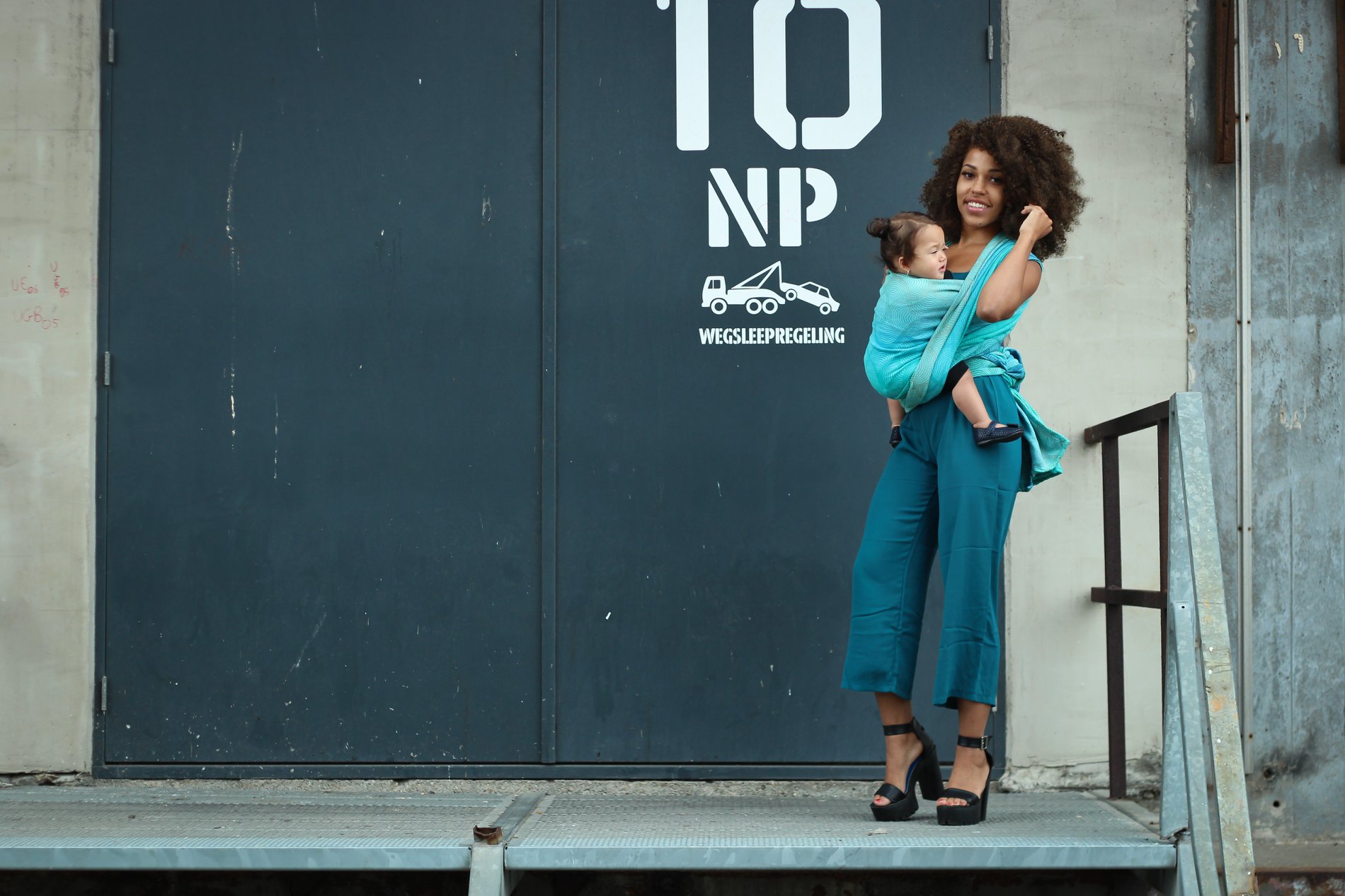 35429632_2092130517468662_915549906381307904_o