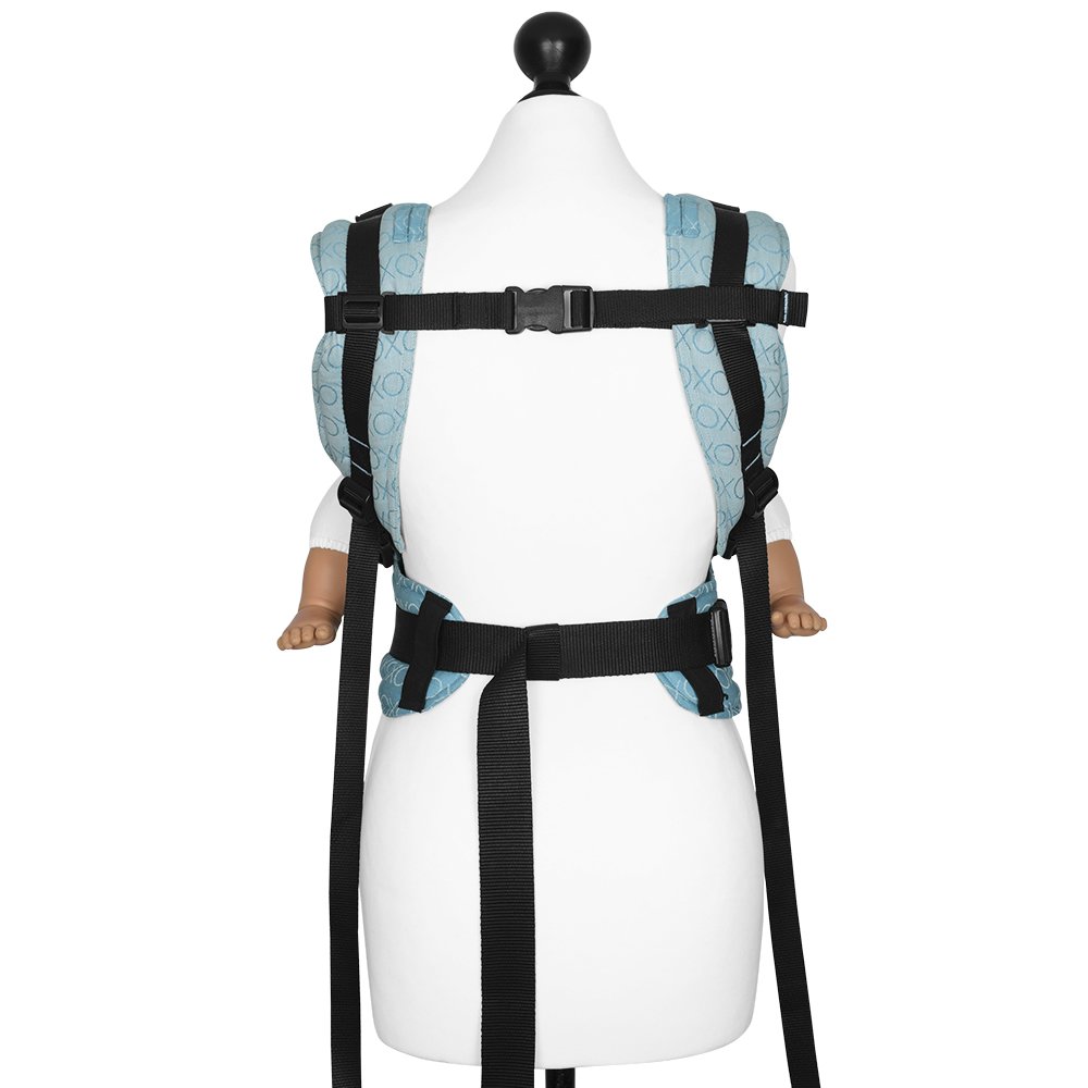 baby-size-fusion-baby-carrier-with-buckles-hugs-and-kisses-blue-heaven_4